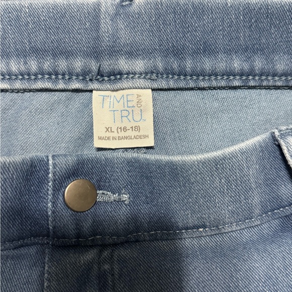 Time and Tru Women's Blue Jeggings - Picture 4 of 4